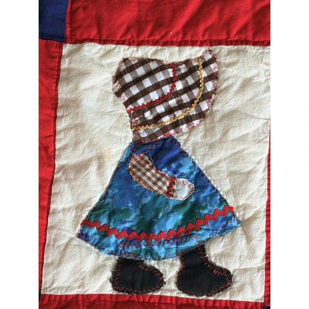 Vintage Sunbonnet Sue Quilt Appliqued Embroidered & Quilted 75X68